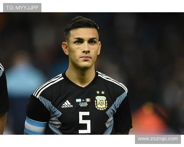 罗马队中场帕雷德斯的转会动向与未来发展分析 罗马队中场帕雷德斯的转会动向与未来发展分析