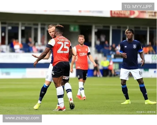 卢顿俱乐部最新动态揭示球队阵容变动与未来发展前景深度解读 卢顿俱乐部最新动态揭示球队阵容变动与未来发展前景深度解读