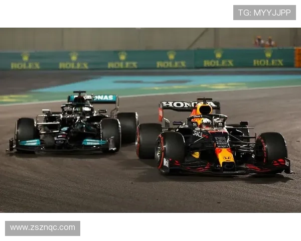F1新赛季焦点对决升级车队技术革新引发全球车迷热议持续扩散浪潮 F1新赛季焦点对决升级车队技术革新引发全球车迷热议持续扩散浪潮